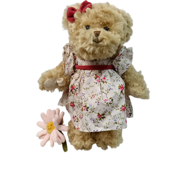 Orsetta con fiore - immagine 5